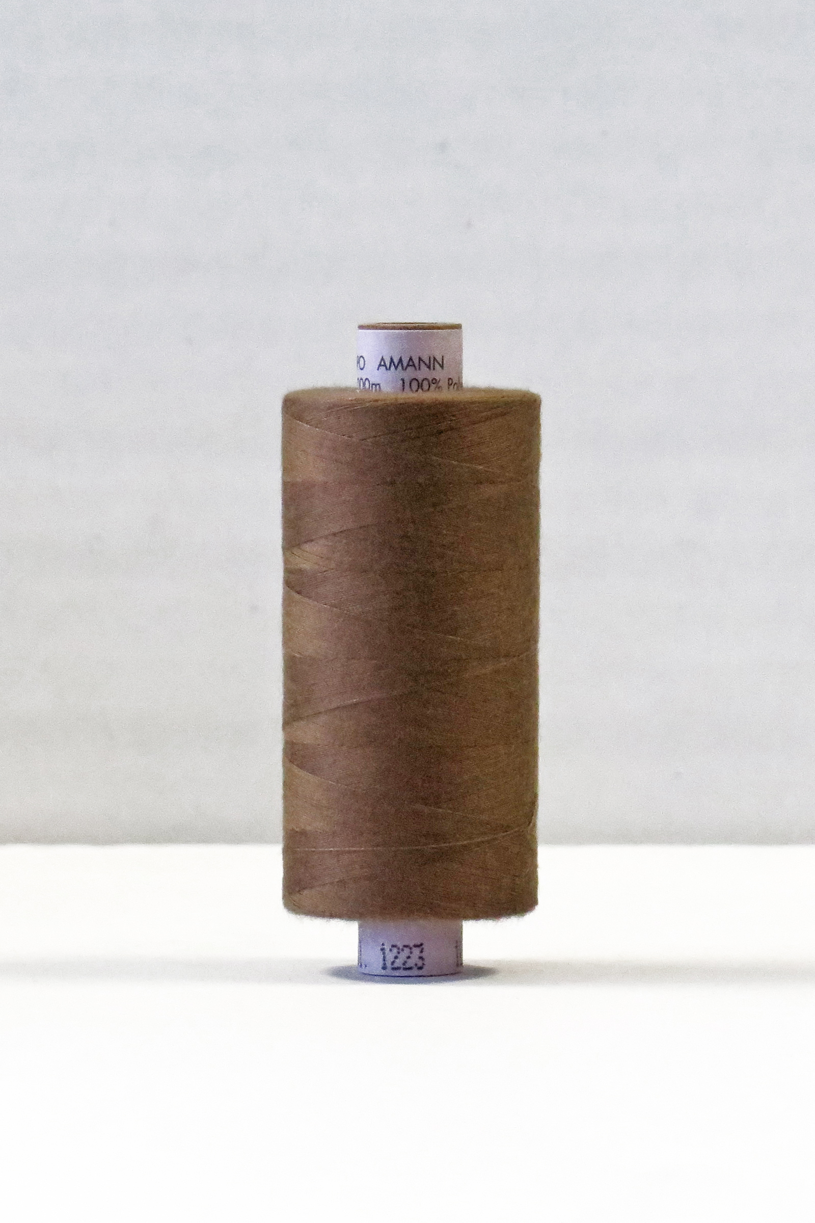 Amann Aspo Sytråd Polyester 1000 m - Färg 1223