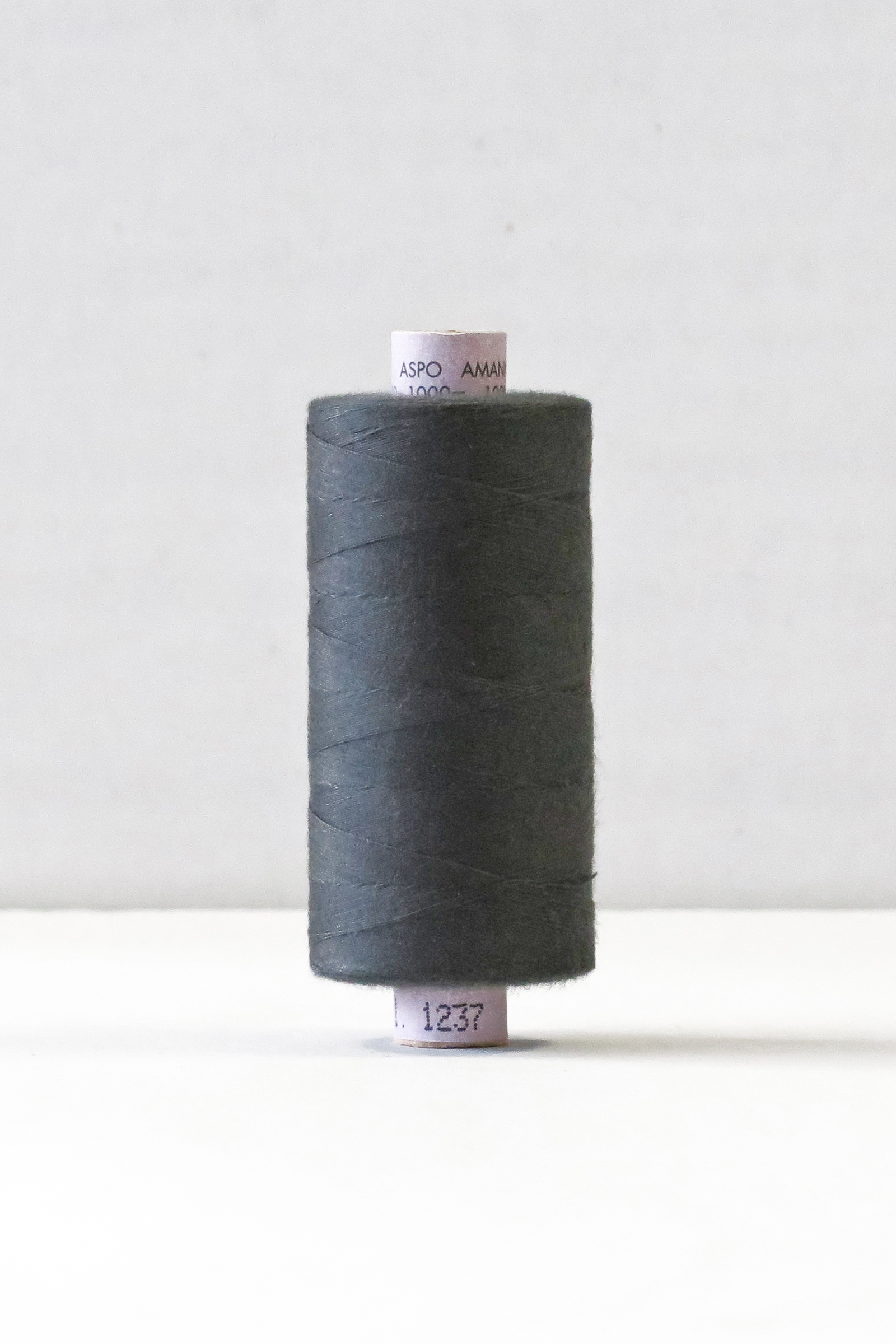 Amann Aspo Sytråd Polyester 1000 m - Färg 1237