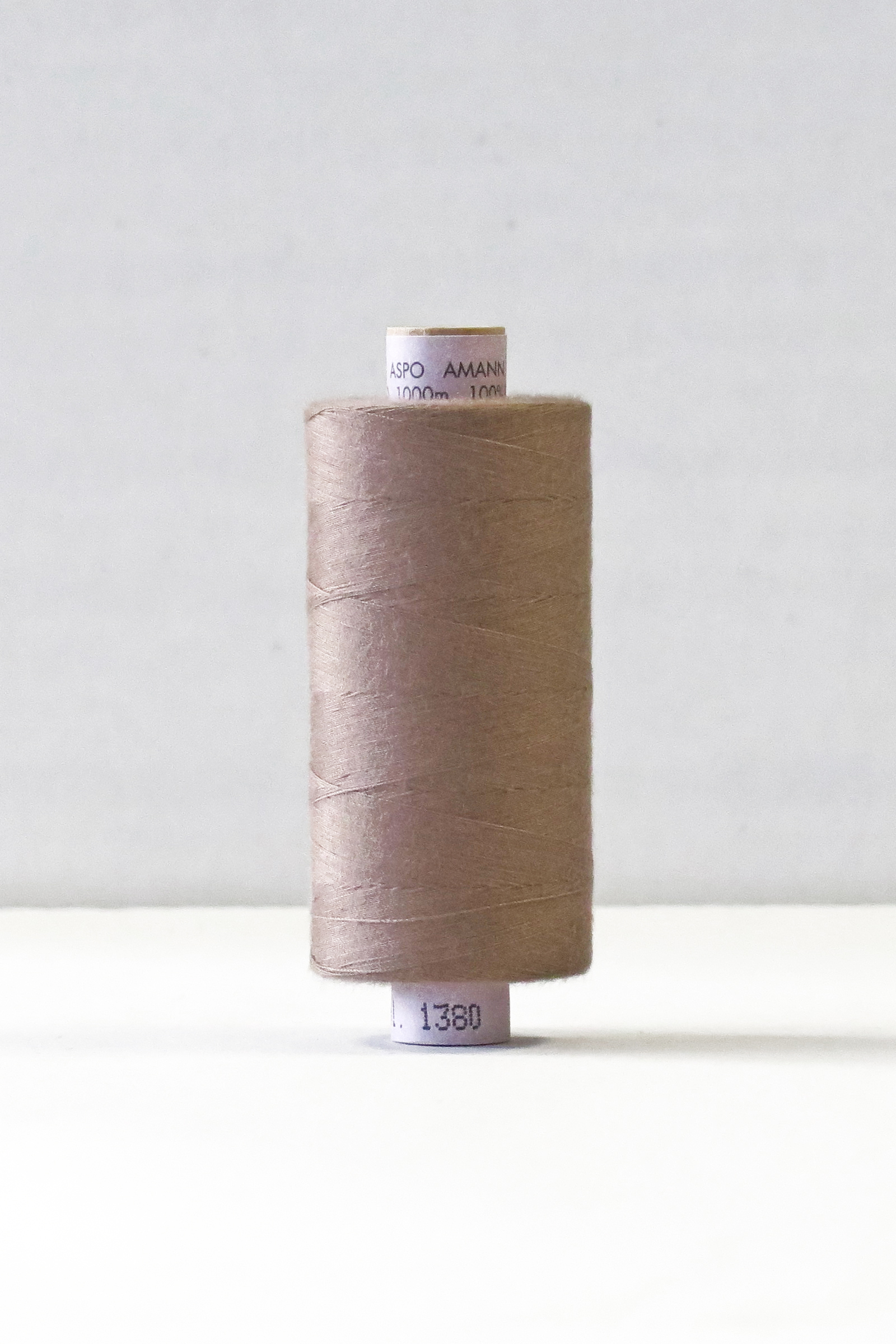Amann Aspo Sytråd Polyester 1000 m - Färg 1380