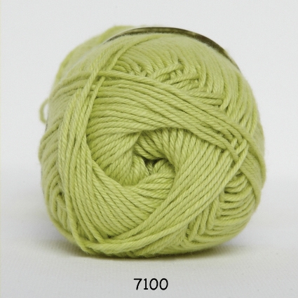 Cotton nr. 8 - Bomullsgarn - Virkgarn - fv 7100 Lime Grön