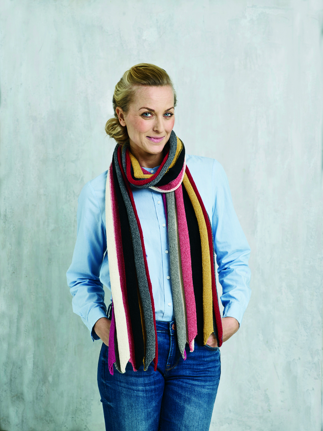893410 Esther stickmönster
