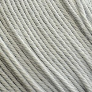 Merc. 8/4 Virkgarn 200 gr. på nystan - Silvergrå