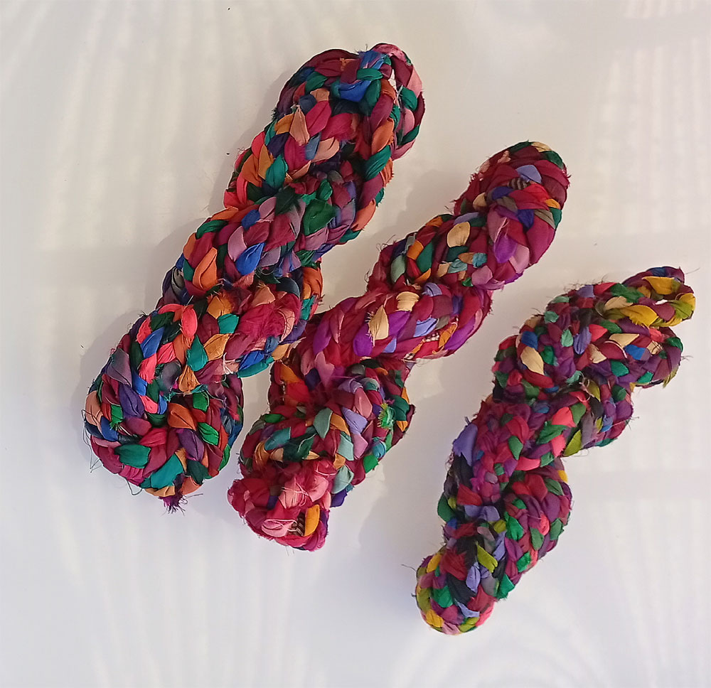 300 gram Unikt handgjort - Recycled 100% Sari Silk Braided Cord garn från Indien Multi
